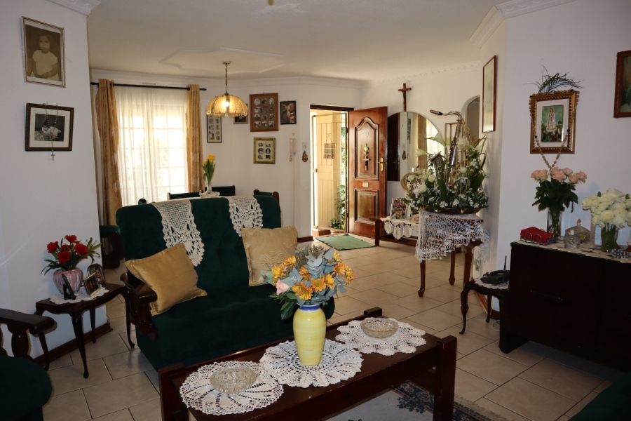 2 Bedroom Property for Sale in Manors KwaZulu-Natal