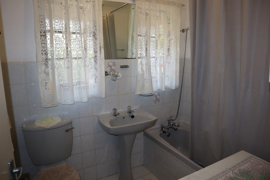 2 Bedroom Property for Sale in Manors KwaZulu-Natal