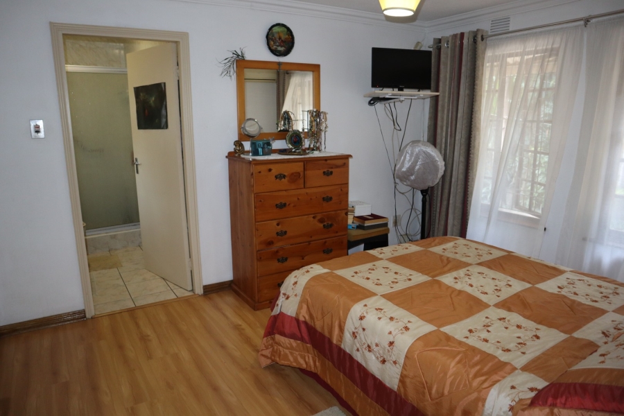 2 Bedroom Property for Sale in Manors KwaZulu-Natal