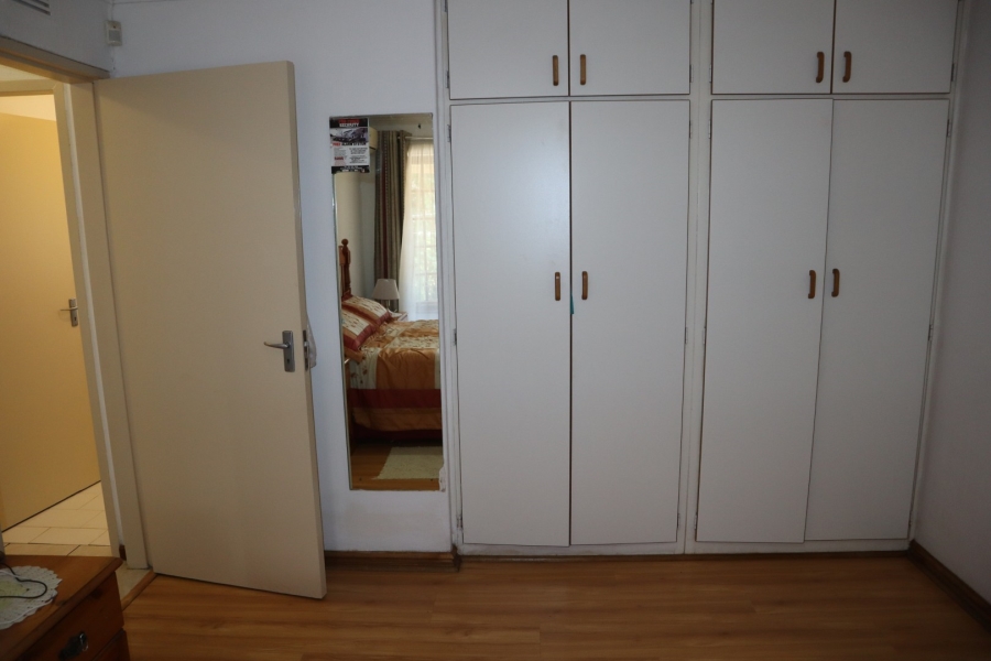 2 Bedroom Property for Sale in Manors KwaZulu-Natal