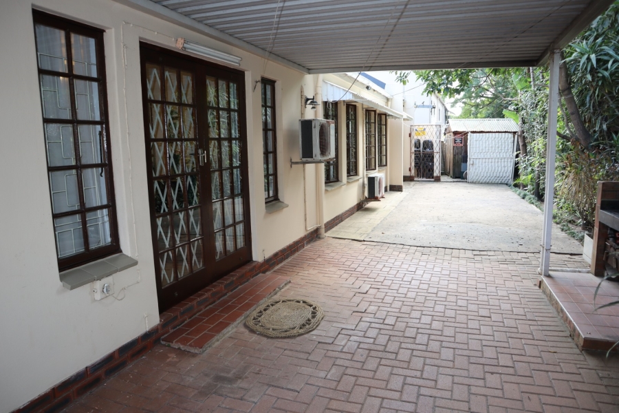 2 Bedroom Property for Sale in Manors KwaZulu-Natal