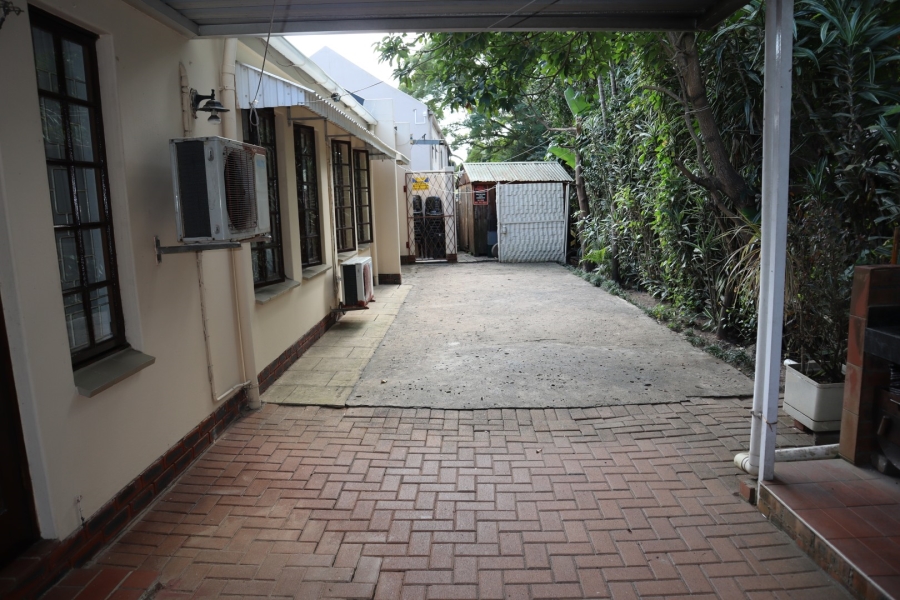 2 Bedroom Property for Sale in Manors KwaZulu-Natal