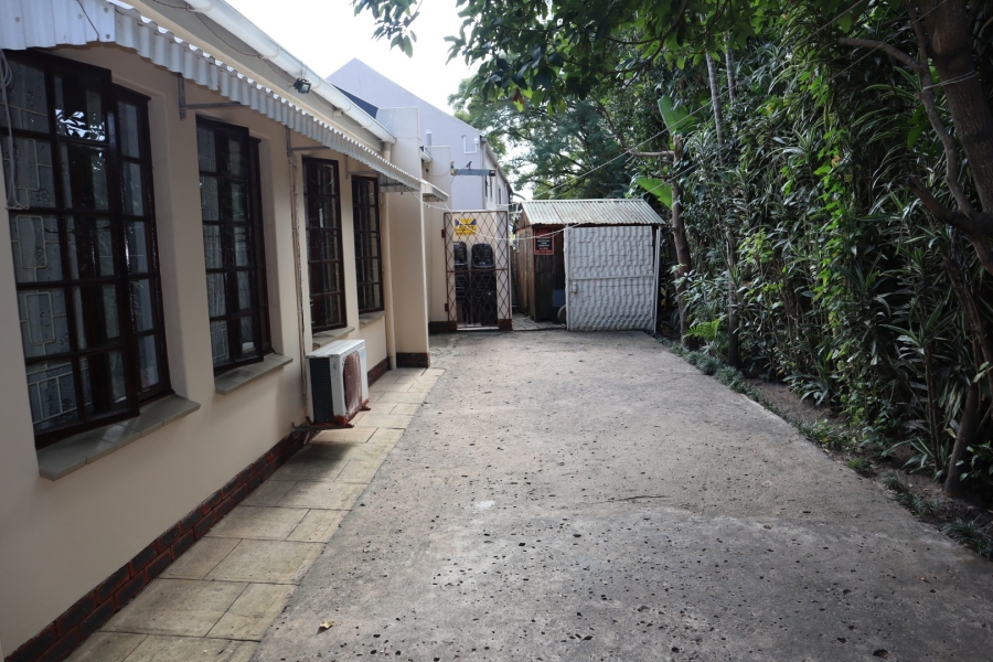 2 Bedroom Property for Sale in Manors KwaZulu-Natal