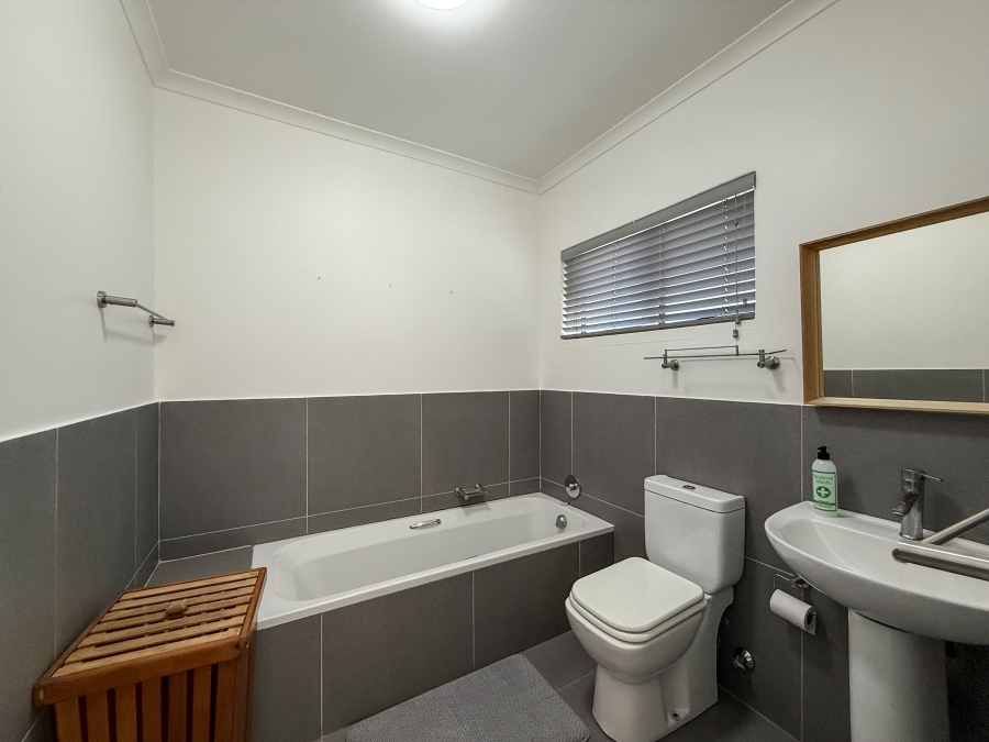 4 Bedroom Property for Sale in Shakas Rock KwaZulu-Natal