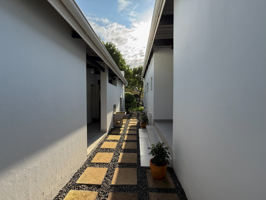 4 Bedroom Property for Sale in Shakas Rock KwaZulu-Natal