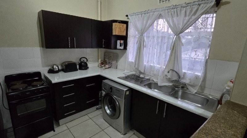 1 Bedroom Property for Sale in Pinetown KwaZulu-Natal