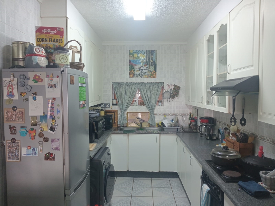 To Let 3 Bedroom Property for Rent in Amanzimtoti KwaZulu-Natal