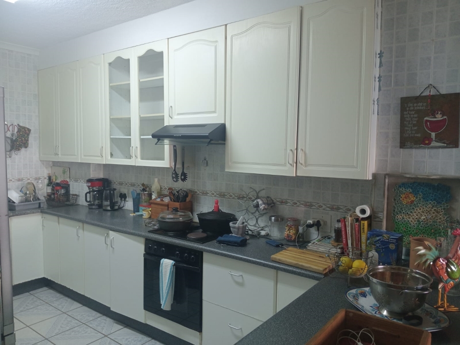 To Let 3 Bedroom Property for Rent in Amanzimtoti KwaZulu-Natal