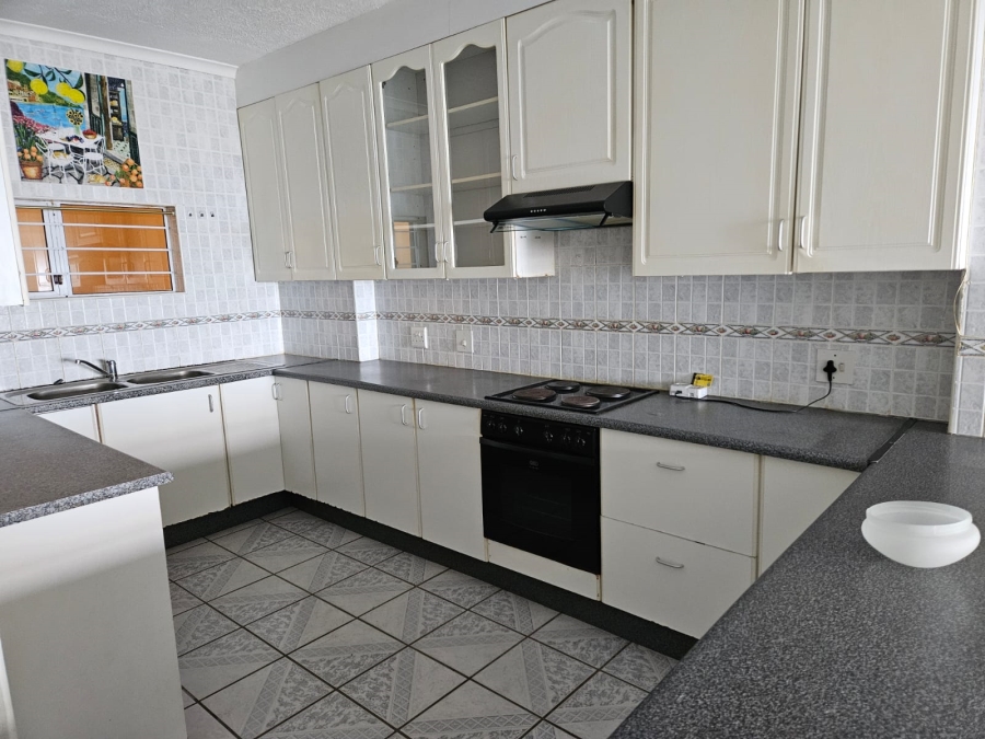 To Let 3 Bedroom Property for Rent in Amanzimtoti KwaZulu-Natal