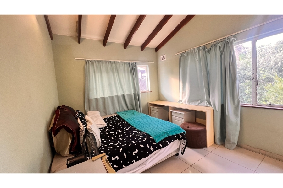 7 Bedroom Property for Sale in Glenmore KwaZulu-Natal