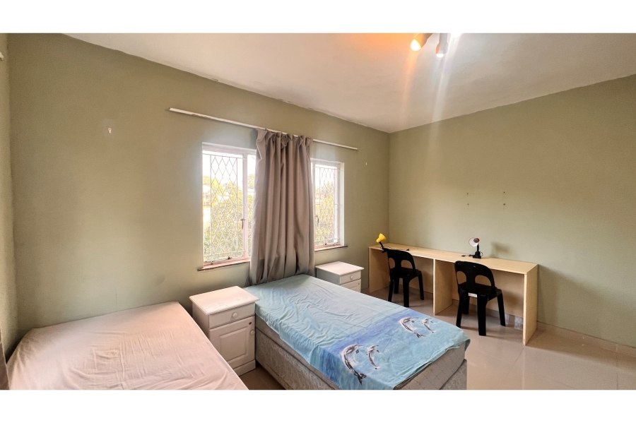 7 Bedroom Property for Sale in Glenmore KwaZulu-Natal