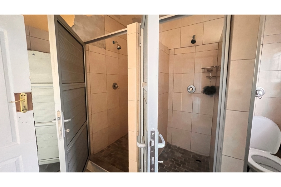 7 Bedroom Property for Sale in Glenmore KwaZulu-Natal