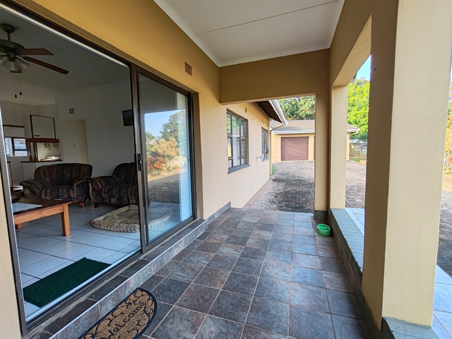 3 Bedroom Property for Sale in Uvongo KwaZulu-Natal