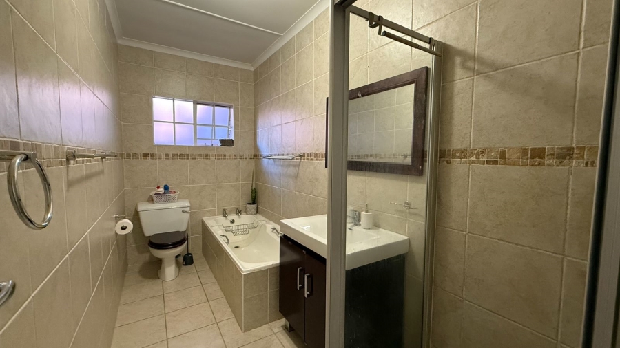 3 Bedroom Property for Sale in Chase Valley KwaZulu-Natal