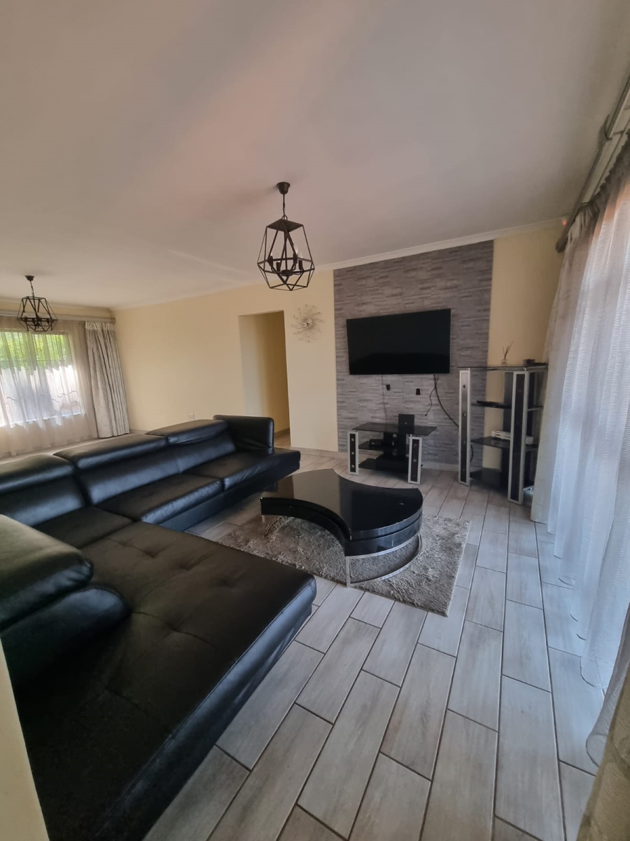 3 Bedroom Property for Sale in Chase Valley KwaZulu-Natal