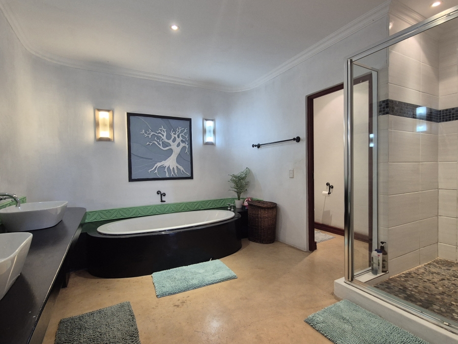 4 Bedroom Property for Sale in Ballito Central KwaZulu-Natal