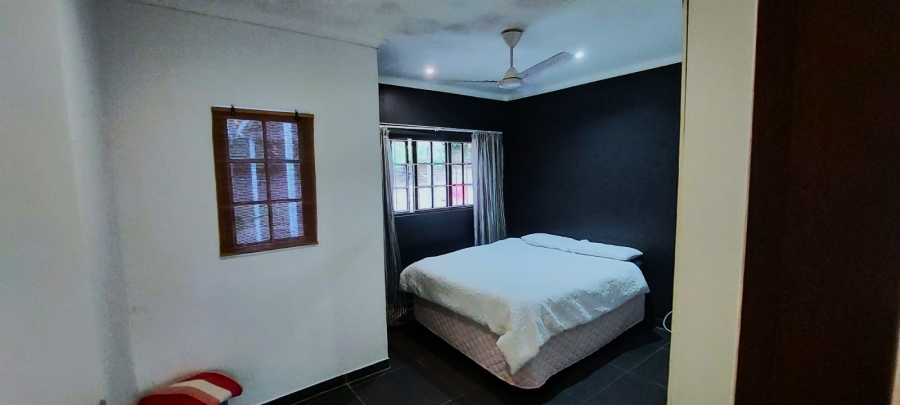 3 Bedroom Property for Sale in Uvongo KwaZulu-Natal