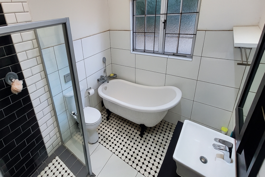 3 Bedroom Property for Sale in Uvongo KwaZulu-Natal