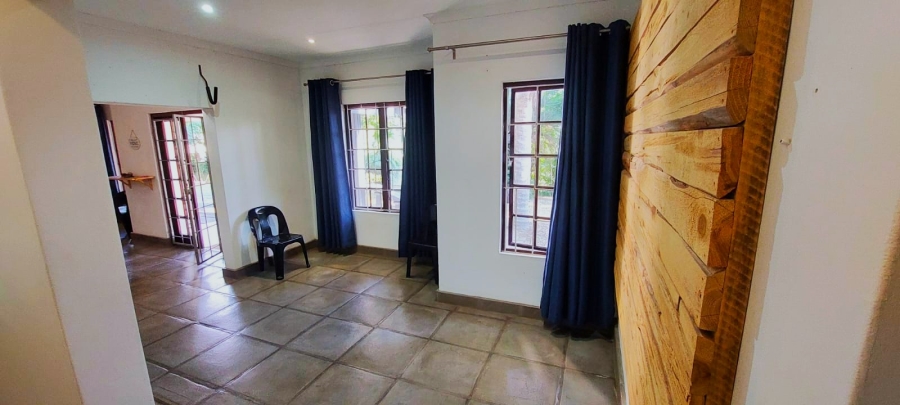 3 Bedroom Property for Sale in Uvongo KwaZulu-Natal
