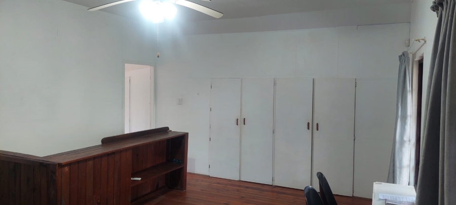 3 Bedroom Property for Sale in Uvongo KwaZulu-Natal