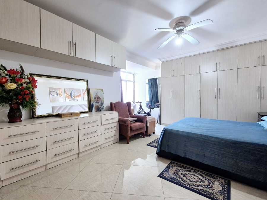 2 Bedroom Property for Sale in Umhlanga KwaZulu-Natal