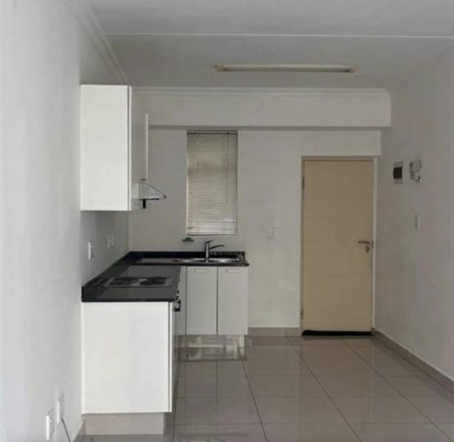 To Let 2 Bedroom Property for Rent in New Town Centre KwaZulu-Natal