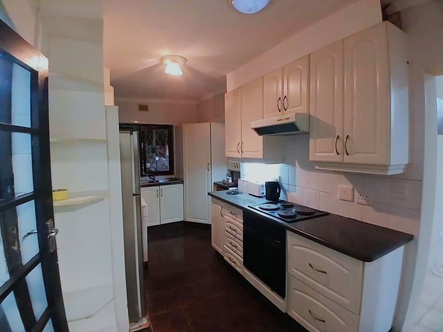 To Let 2 Bedroom Property for Rent in Margate KwaZulu-Natal