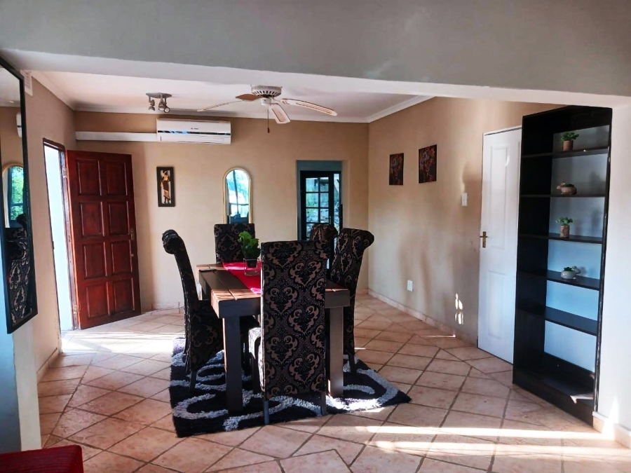 To Let 2 Bedroom Property for Rent in Margate KwaZulu-Natal