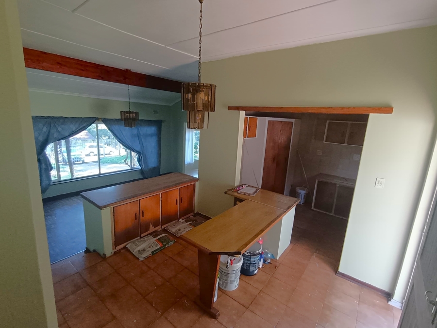 To Let 2 Bedroom Property for Rent in Uvongo KwaZulu-Natal