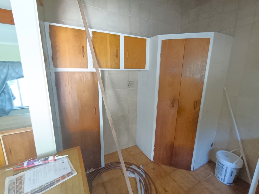 To Let 2 Bedroom Property for Rent in Uvongo KwaZulu-Natal