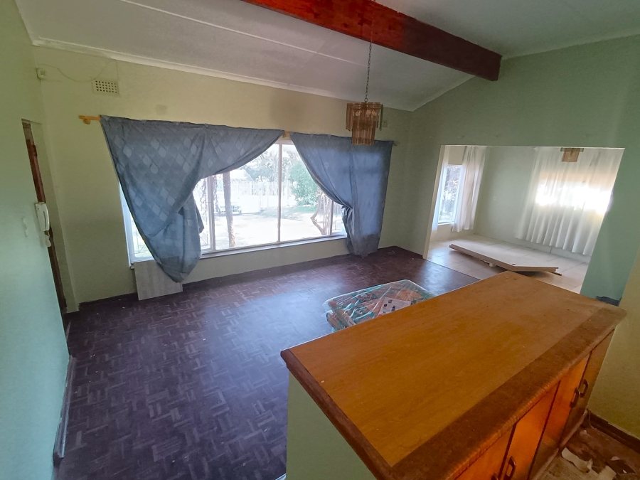 To Let 2 Bedroom Property for Rent in Uvongo KwaZulu-Natal