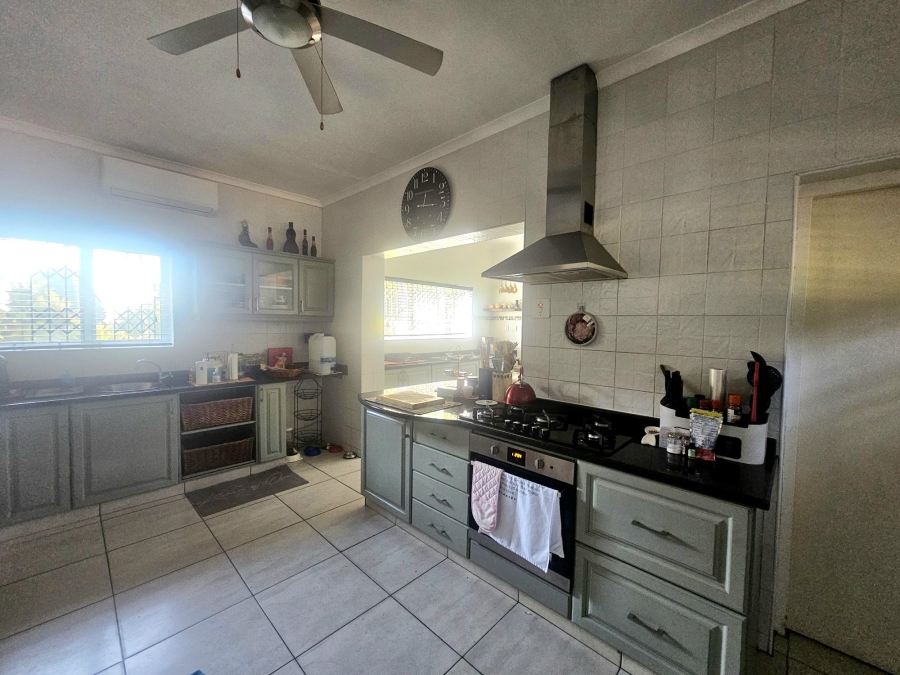 To Let 4 Bedroom Property for Rent in Yellowwood Park KwaZulu-Natal