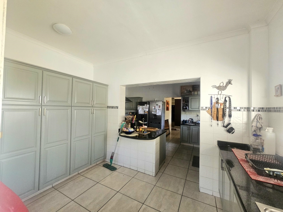 To Let 4 Bedroom Property for Rent in Yellowwood Park KwaZulu-Natal