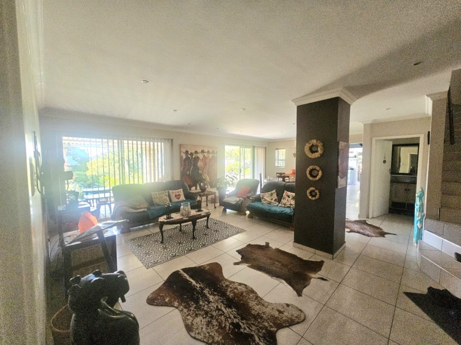 To Let 4 Bedroom Property for Rent in Yellowwood Park KwaZulu-Natal