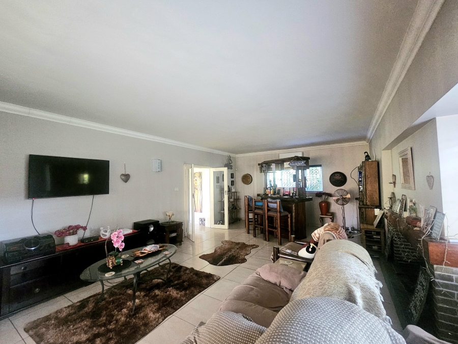 To Let 4 Bedroom Property for Rent in Yellowwood Park KwaZulu-Natal