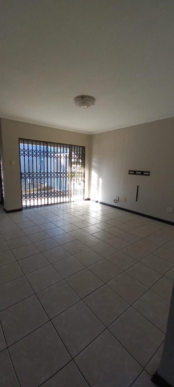 To Let 3 Bedroom Property for Rent in Bluff KwaZulu-Natal