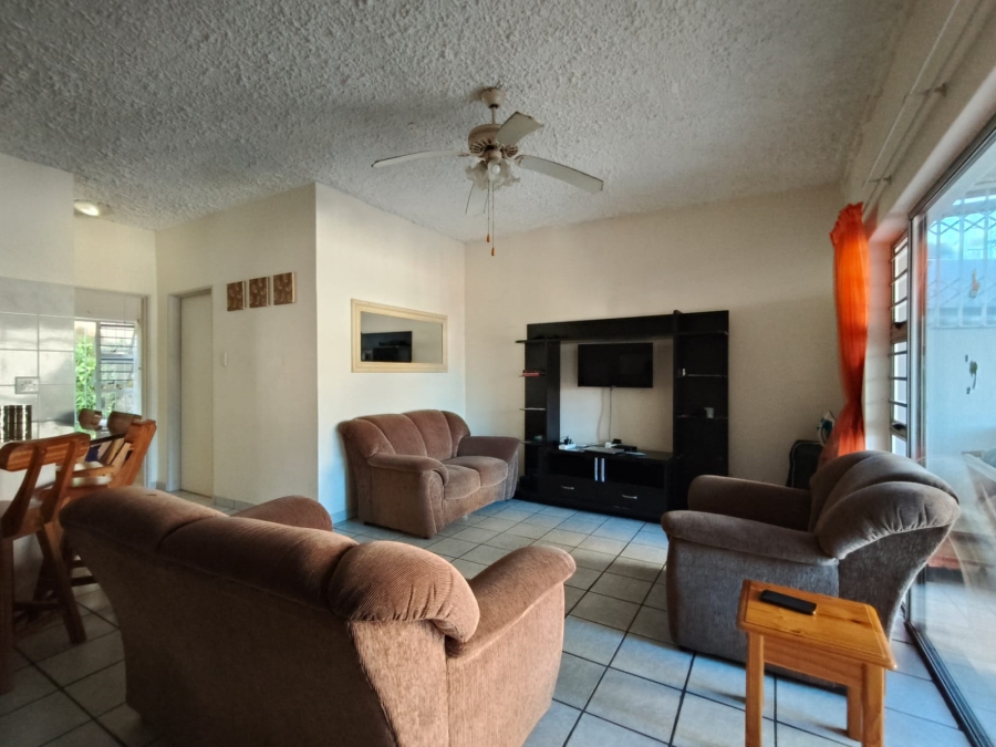 2 Bedroom Property for Sale in Margate KwaZulu-Natal