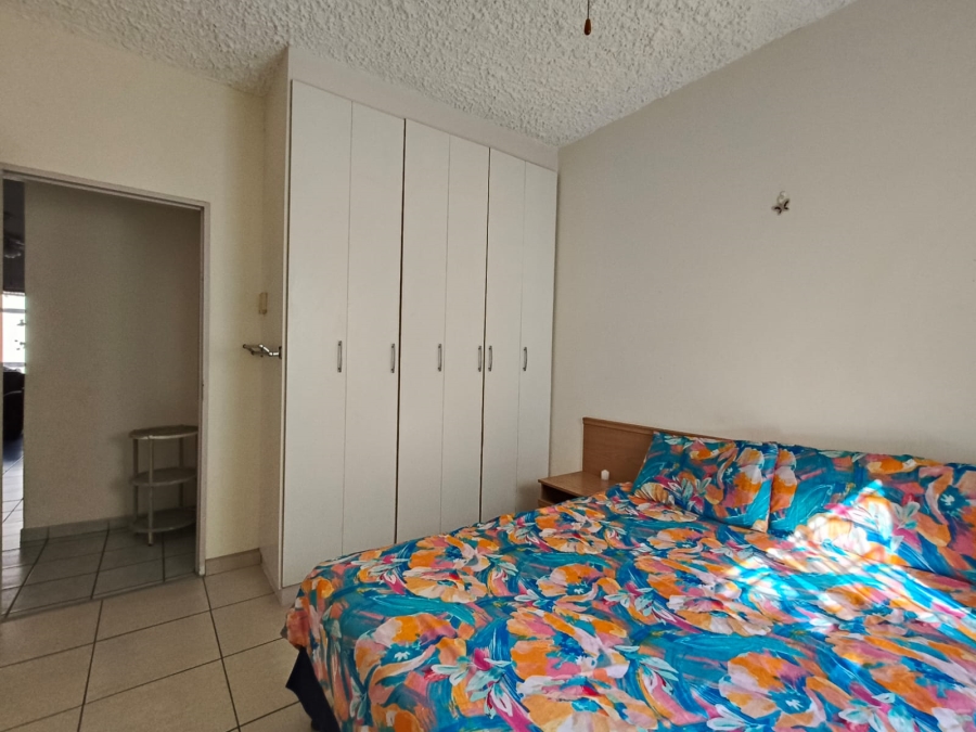 2 Bedroom Property for Sale in Margate KwaZulu-Natal