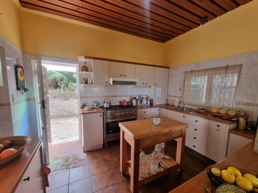 3 Bedroom Property for Sale in Uvongo KwaZulu-Natal