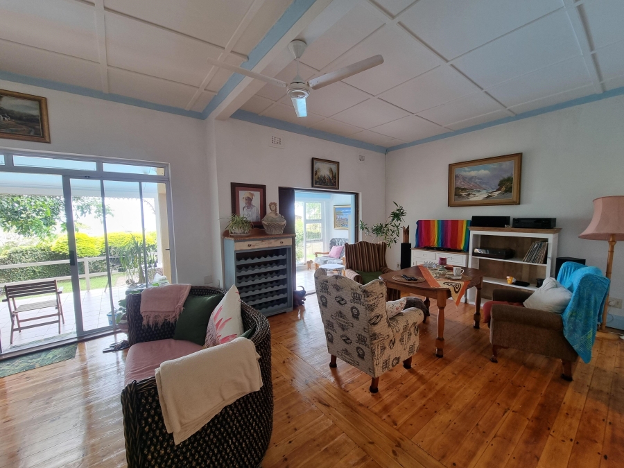 3 Bedroom Property for Sale in Uvongo KwaZulu-Natal