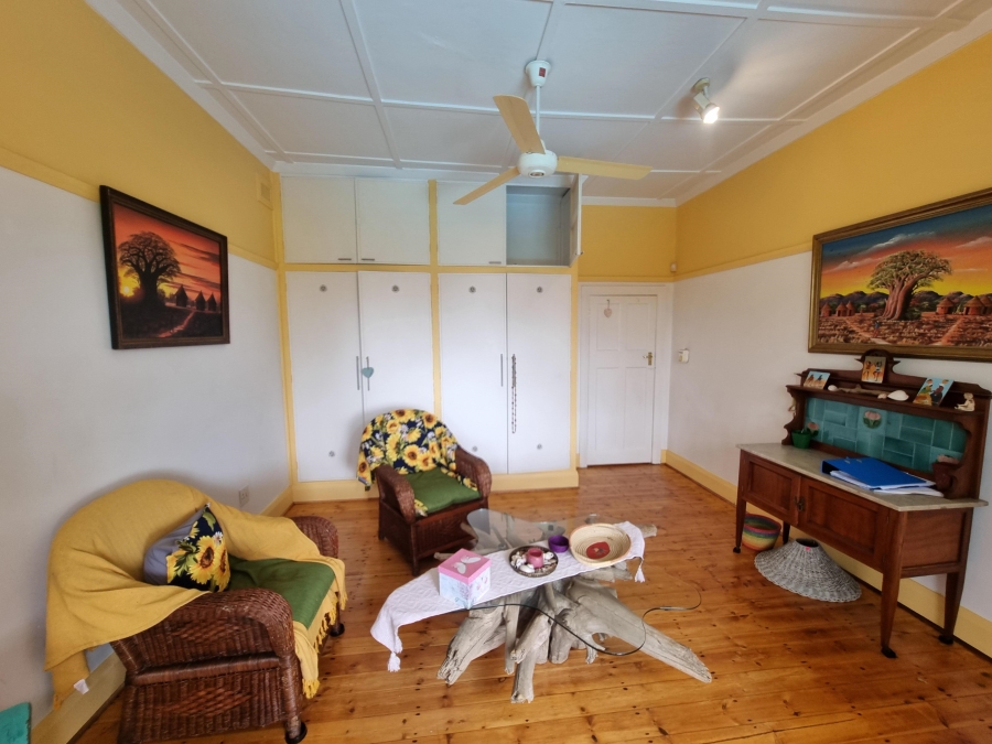 3 Bedroom Property for Sale in Uvongo KwaZulu-Natal