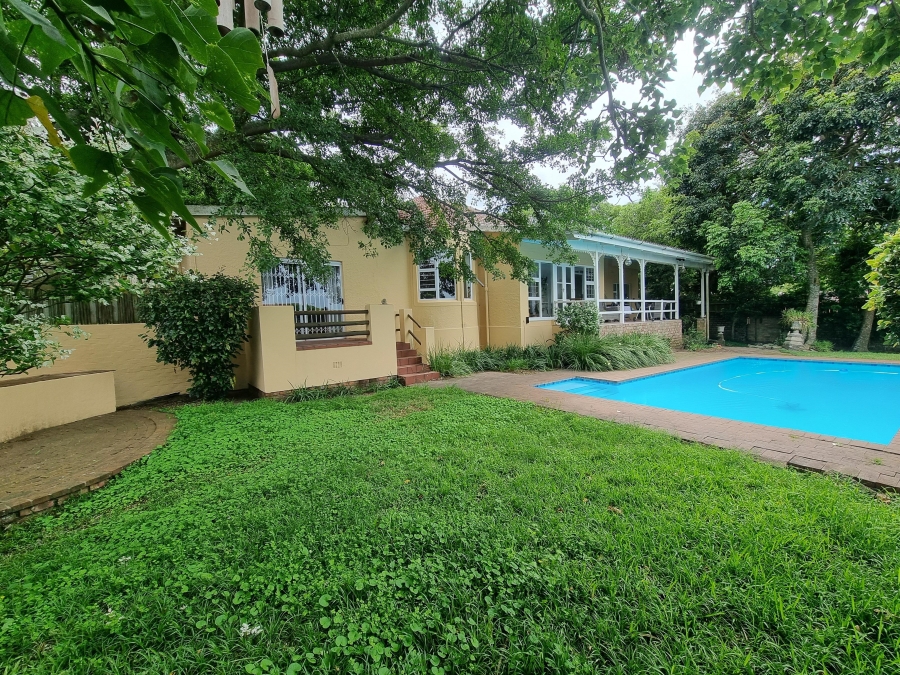 3 Bedroom Property for Sale in Uvongo KwaZulu-Natal