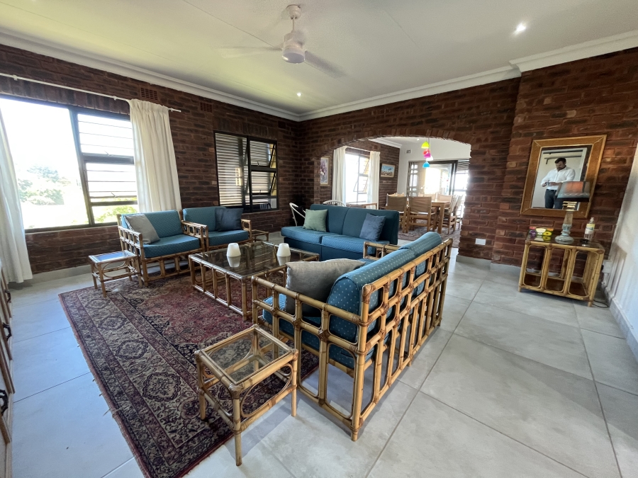 3 Bedroom Property for Sale in Lawrence Rocks KwaZulu-Natal