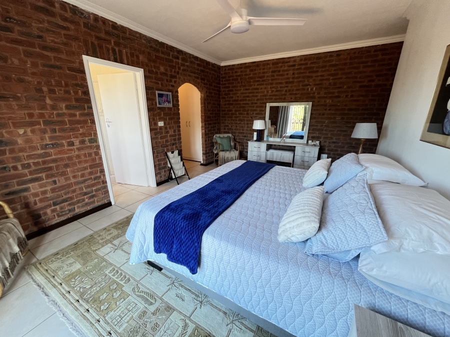 3 Bedroom Property for Sale in Lawrence Rocks KwaZulu-Natal