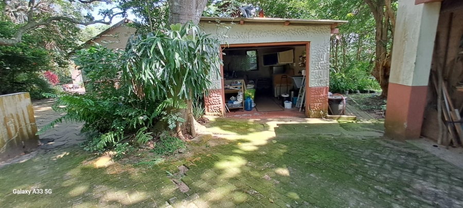 8 Bedroom Property for Sale in Margate KwaZulu-Natal