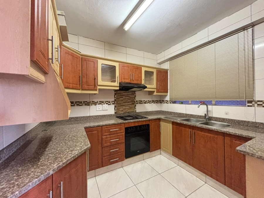 2 Bedroom Property for Sale in North Beach KwaZulu-Natal