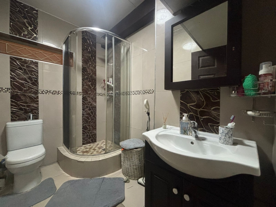 To Let 2 Bedroom Property for Rent in Morningside KwaZulu-Natal