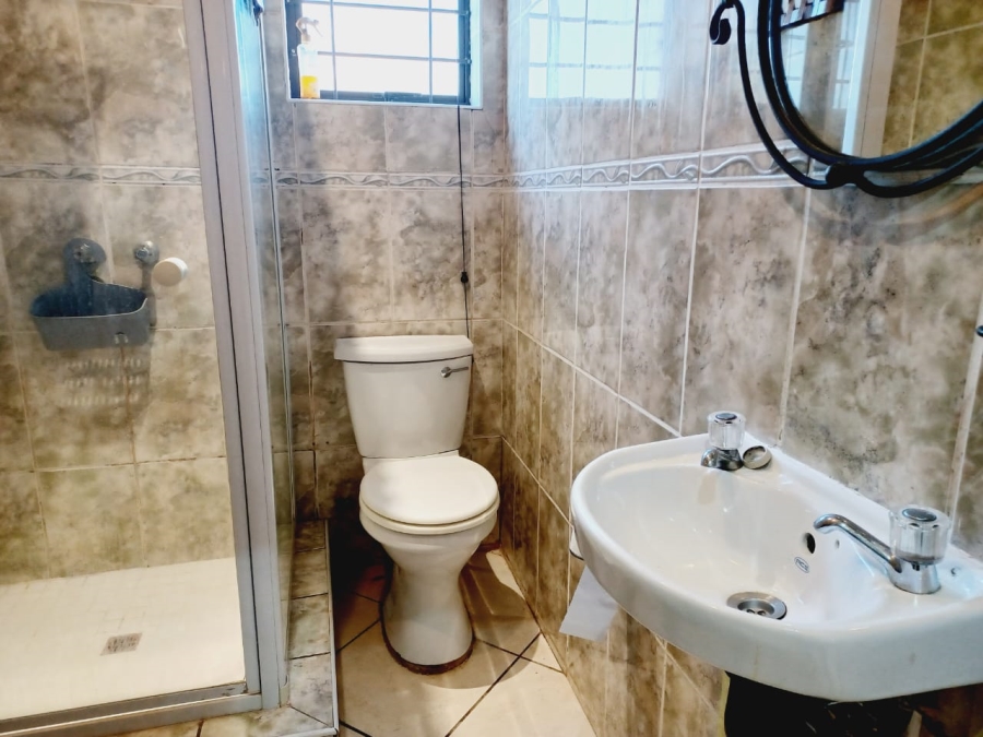 To Let 2 Bedroom Property for Rent in Ramsgate KwaZulu-Natal
