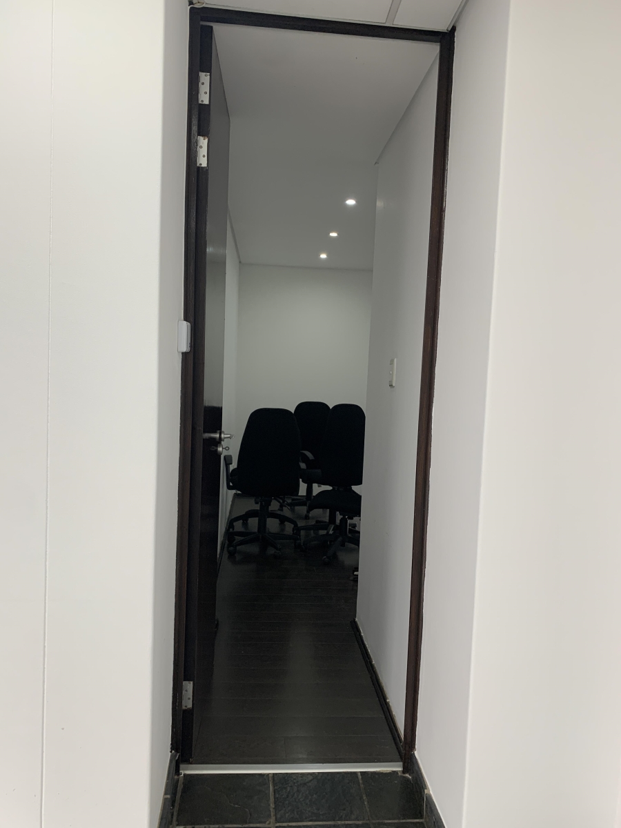To Let commercial Property for Rent in Mount Edgecombe KwaZulu-Natal