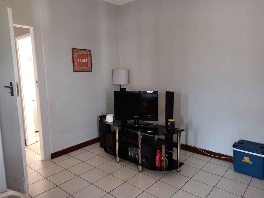 2 Bedroom Property for Sale in Glenwood KwaZulu-Natal